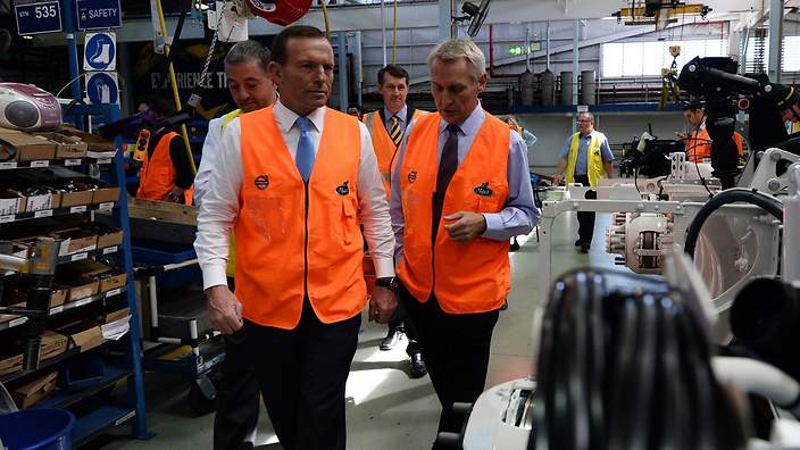 The ubiquitous high-vis vest in the Australian 2013 federal election